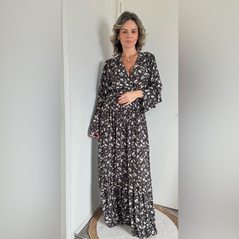 New Faherty Dakota Dress - Picture 4 of 14